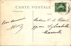 CPA Folklore Tabac Morlaix La vieille porteuse d'eau fumant sa pipe