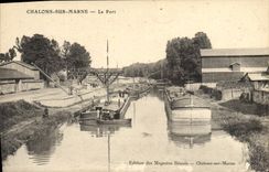 CPA Bateau Peniche Chalons sur Marne Le port 