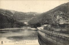 CPA Foret Renaison Chaussee du barrage de la Tache et Maison des gardes 