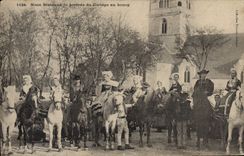 VINTAGE POSTCARD Folklore Breton Wedding Arrival of the procession to the borough Horses Horse Marriage