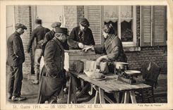 VINTAGE POSTCARD Tabac One sells the tobacco with the Militaria kilo
