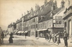 VINTAGE POSTCARD Rue Tobacco