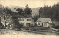 VINTAGE POSTCARD Drill Balloon of Alsace the full one with the gun House of the guard