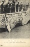 CPA Ours Crue de la Seine Paris Jardin des plantes Martin conte ses peines Janvier 1910