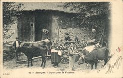 CPA Auvergne Depart pour la fenaison Folklore 