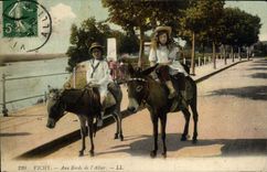 CPA Ane Mule Vichy Aux bords de l'Allier 