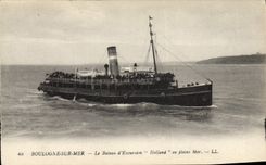 CPA Bateau Boulogne sur Mer Le bateau d'excursion Holland en plein mer 