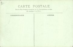 VINTAGE POSTCARD Boulogne Boat on sea Holland and the pier