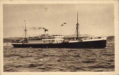 CPA Bateau Paquebot Hoggar Service rapide de Marseille a la Cote d'Afrique Fraissinet 