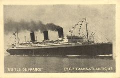 CPA Bateau Paquebot Ile de France Cie Gle Transatlantique French Line 