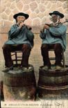 CPA Folklore Bretagnes Les Binious 