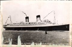 CPA Bateau Paquebot Ile de France 