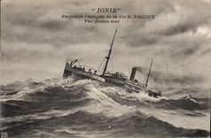 CPA Bateau Ionie Paquebot Francais de la Cie Paquet par grosse mer