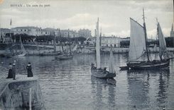 CPA Bateau Peche Royan un coin du port 