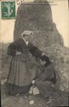 CPA Folklore Amour au pays des menhirs 
