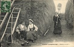 CPA Folklore Attendez un peu !