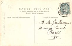 Los pescados Treport del barco de la POSTAL de la VENDIMIA la entrada del puerto tienen marea baja