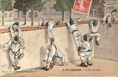 CPA Fantaisie Militaria Le saut du mur 