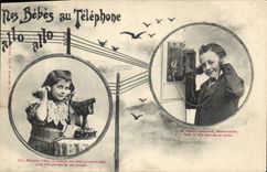 CPA Fantaisie Telephone Nos bebes au telephone 