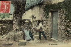 CPA Folklore Une petite prise 