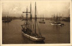 CPA Bateau Bordeaux Les morutiers en rade 