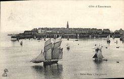 CPA Bateau Saint Malo Vue generale