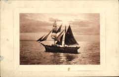 CPA Bateau Peche