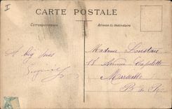 CPA Folklore Echouage d'un bateau de peche 