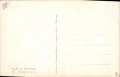 CPA Folklore Pyrenees Gavage d'une oie 