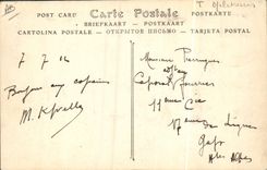 CPA Militaria L'astiquage sous la tente 