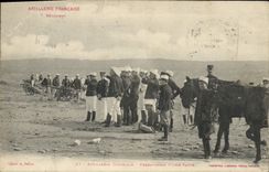 CPA Militaria Artillerie coloniale Observation d'une salve
