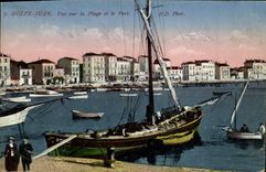 CPA Bateau Golfe Juan Vue sur la plage et le port 