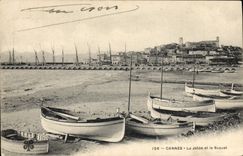 CPA Bateau Cannes La jetee et le Suquet 