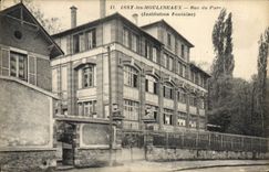 VINTAGE POSTCARD Issy Children Moulineaux Street of the park Institution fountain