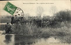 Las maniobras de Militaria de la POSTAL de la VENDIMIA de la infantería de Feu tienen repetición en las cañas