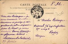 CPA Militaria Defense d'une route 