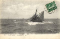 CPA Bateau Trouville Grosse mer
