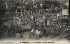 CPA Rambouillet La ruche La lecon de botanique