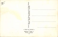 CPA Fantaisie Illustrateur Femmes Fortes Plage