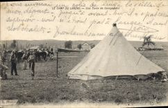 CPA Militaria Le camp du Larzac Une tente de campement