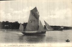 CPA Bateau Peche La Rochelle