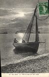 CPA Bateau Peche En mer Effet de lune par mer calme 