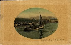 El barco de la POSTAL de la VENDIMIA pesca Cannes el puerto de las barcas de pecado