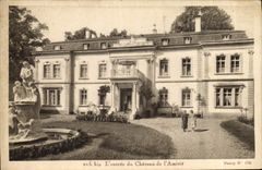 CPA L'entree du chateau de l'amitie