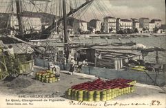 VINTAGE POSTCARD Ceramic Pottery Juan Gulf the quay Loading of Pignattes Boat TOP