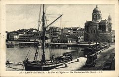 CPA Bateau Peche Saint Raphael Le port et l'eglise 
