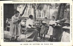 VINTAGE POSTCARD Children Orphanage Orphans of war the lesson of reading in the open air