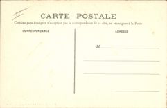 Campo del orfelinato de los niños de la POSTAL de la VENDIMIA del alto futuro del bardo del proletariado visto del orfelinato y de la casa de la farmacia