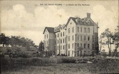 CPA Enfants Les Sables d'Olonne la colonie des Pins Maritimes 