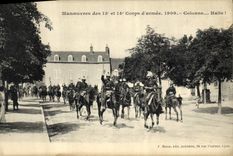 CPA Militaria Manoeuvres des 13 et 14eme corps d'armee 1909 Colonne halte 